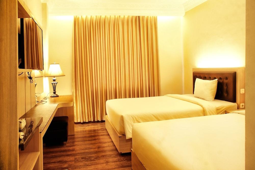 D'Salvatore Boutique Hotel Yogyakarta Maguwo Zewnętrze zdjęcie