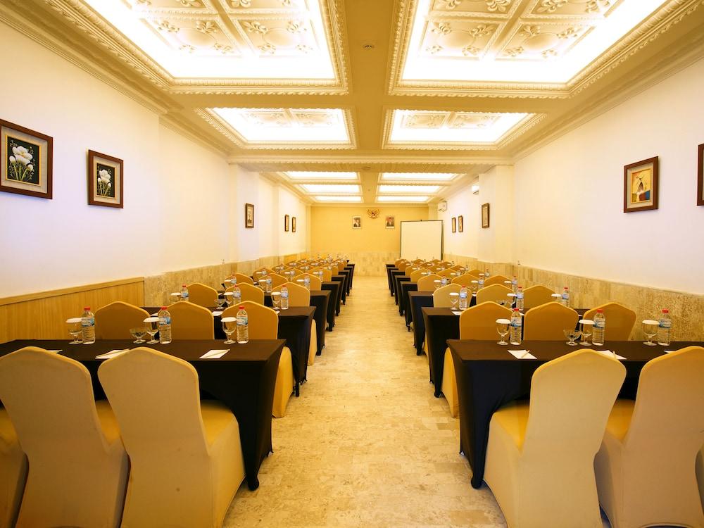 D'Salvatore Boutique Hotel Yogyakarta Maguwo Zewnętrze zdjęcie