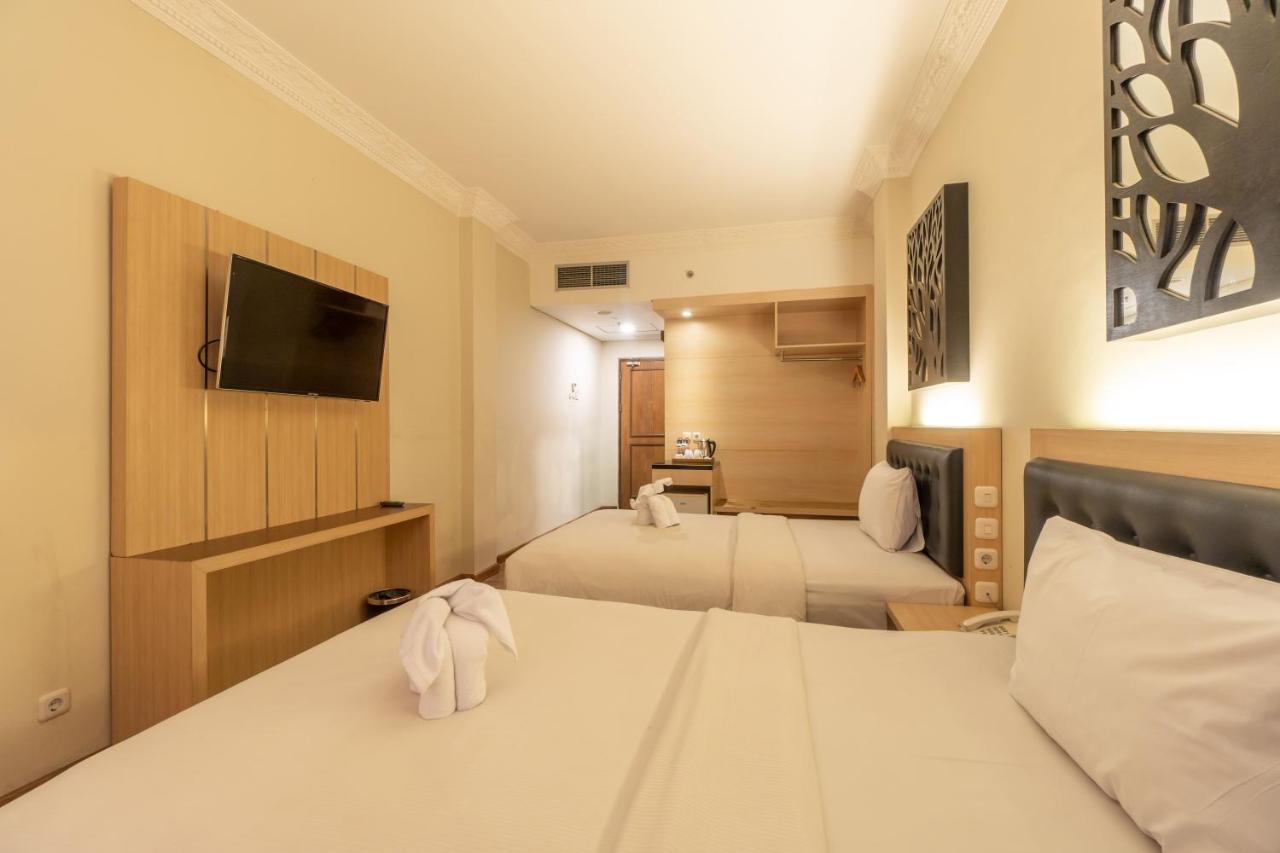 D'Salvatore Boutique Hotel Yogyakarta Maguwo Zewnętrze zdjęcie