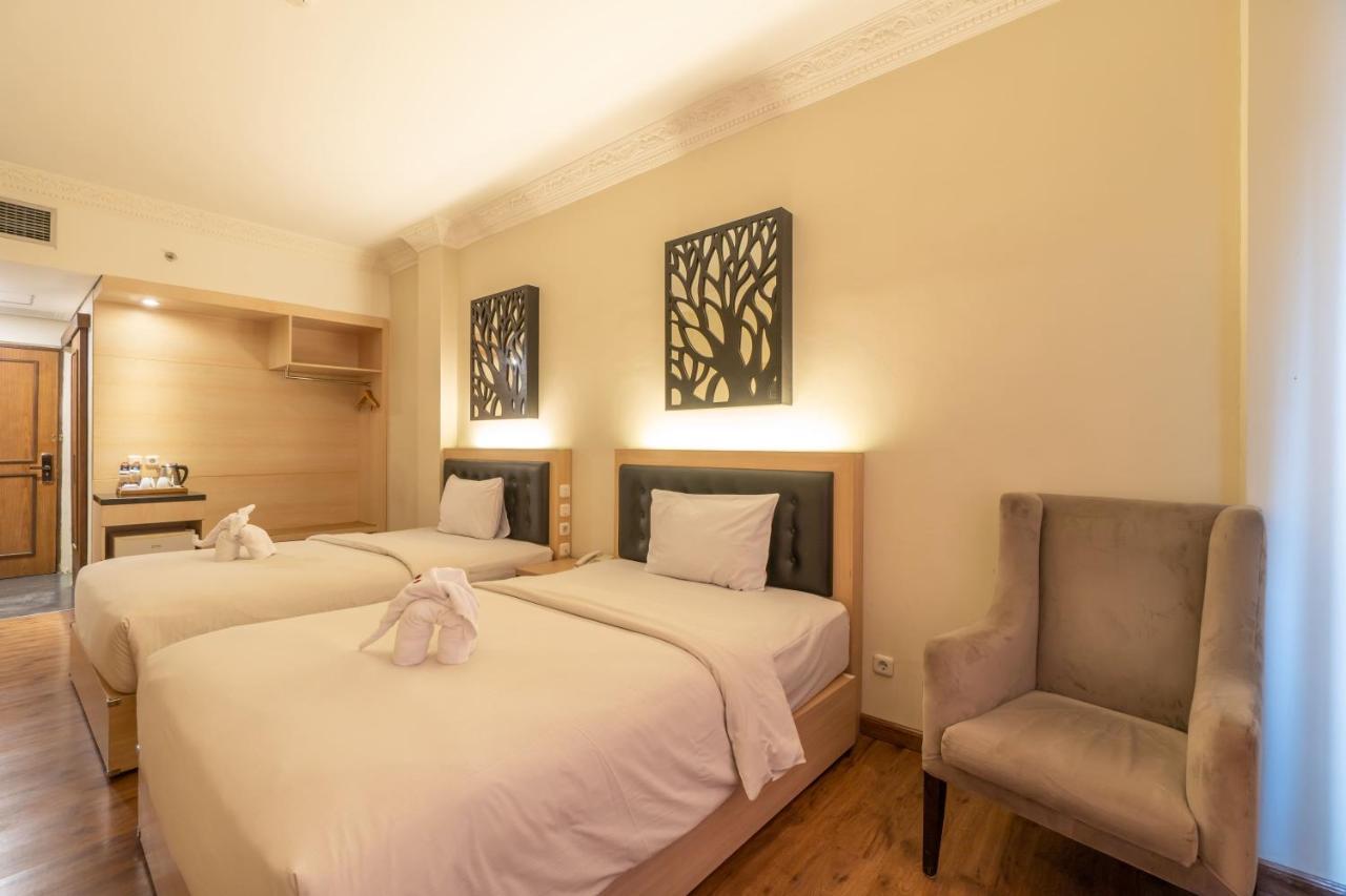 D'Salvatore Boutique Hotel Yogyakarta Maguwo Zewnętrze zdjęcie
