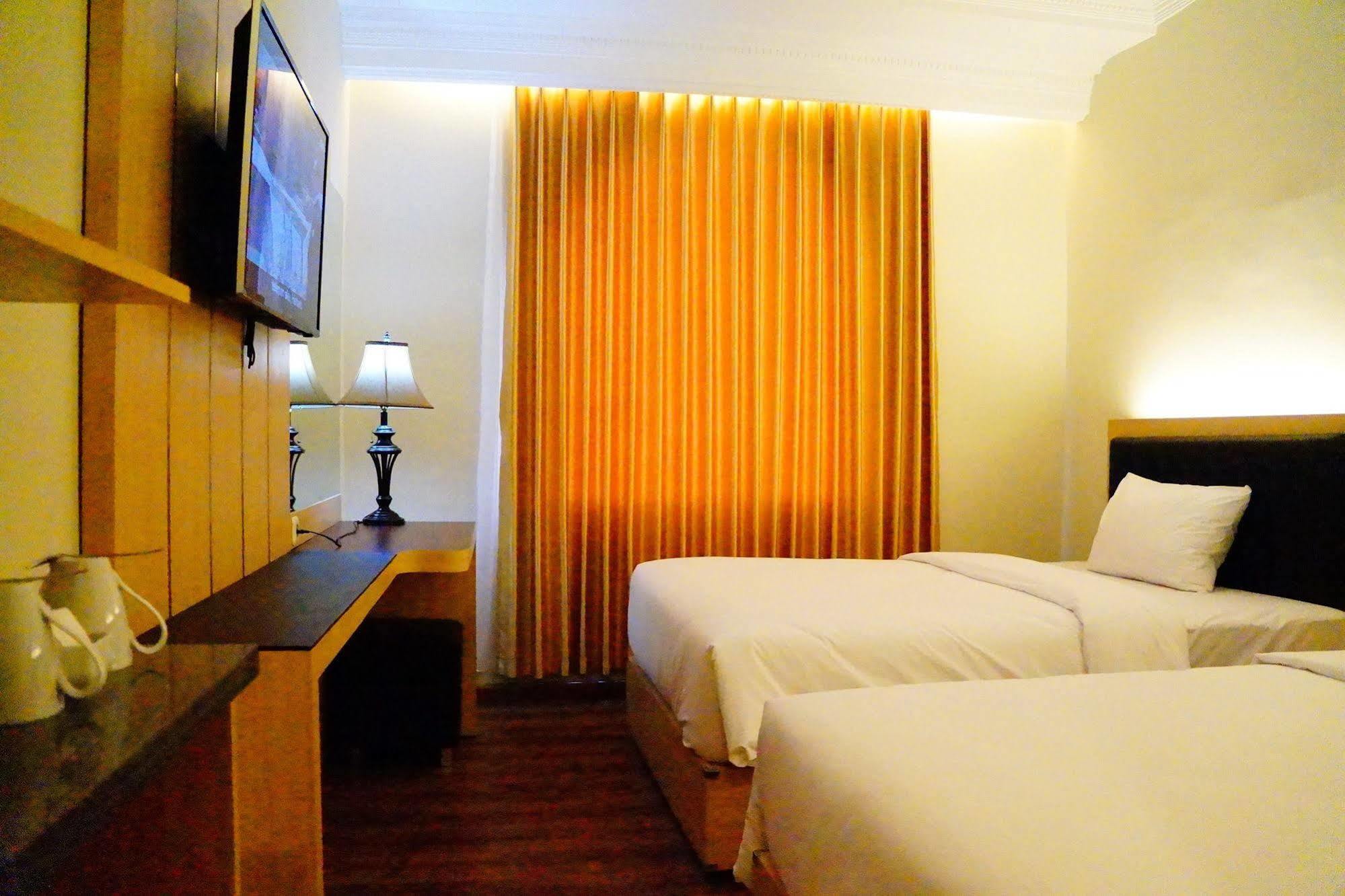 D'Salvatore Boutique Hotel Yogyakarta Maguwo Zewnętrze zdjęcie